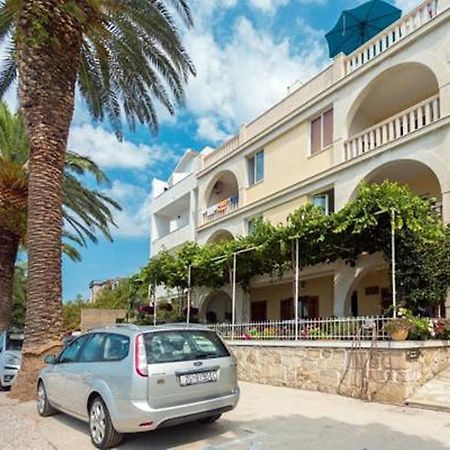 Apartments Pansion Franka Брист Экстерьер фото