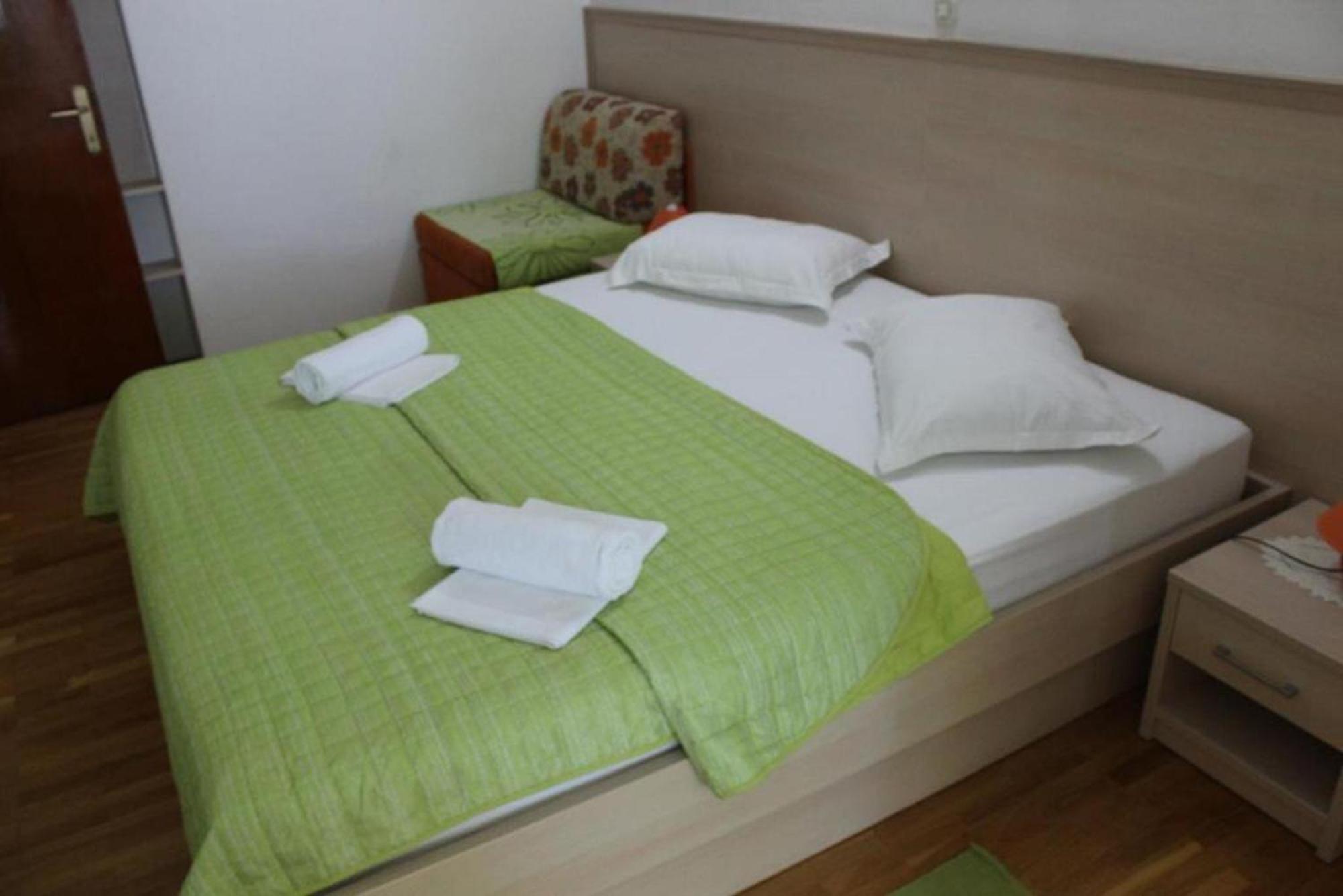 Apartments Pansion Franka Брист Экстерьер фото